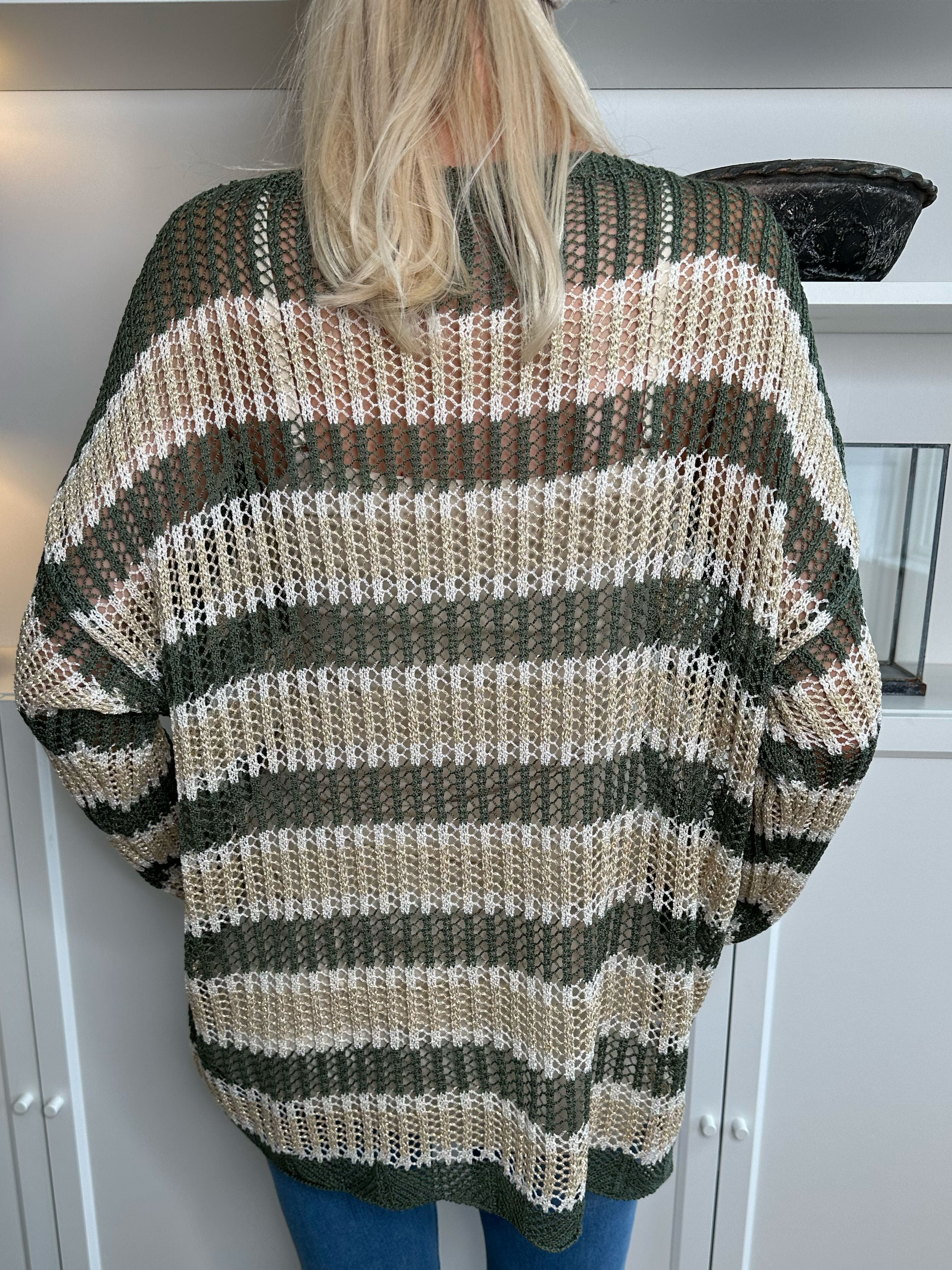 Ania - Randig stickad blus med hål